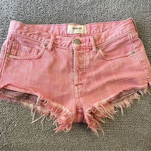 SOLD 🚫💕RARE! FREE PEOPLE WE THE FREE PINK DENIM SHORTS💕